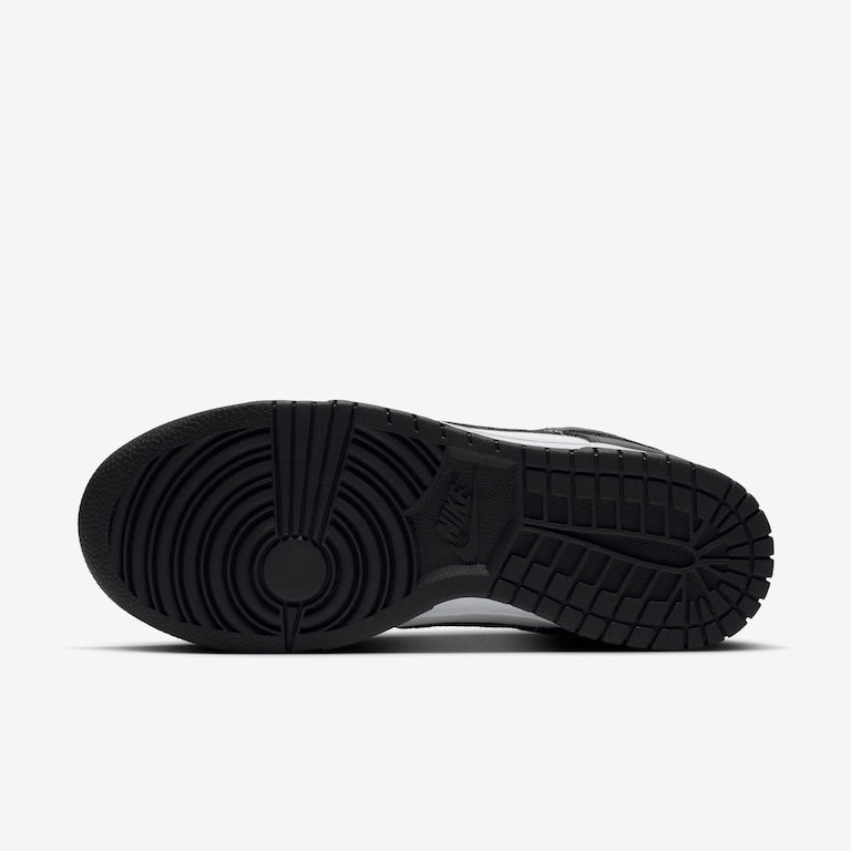 Tênis Nike Dunk Low Panda Feminino