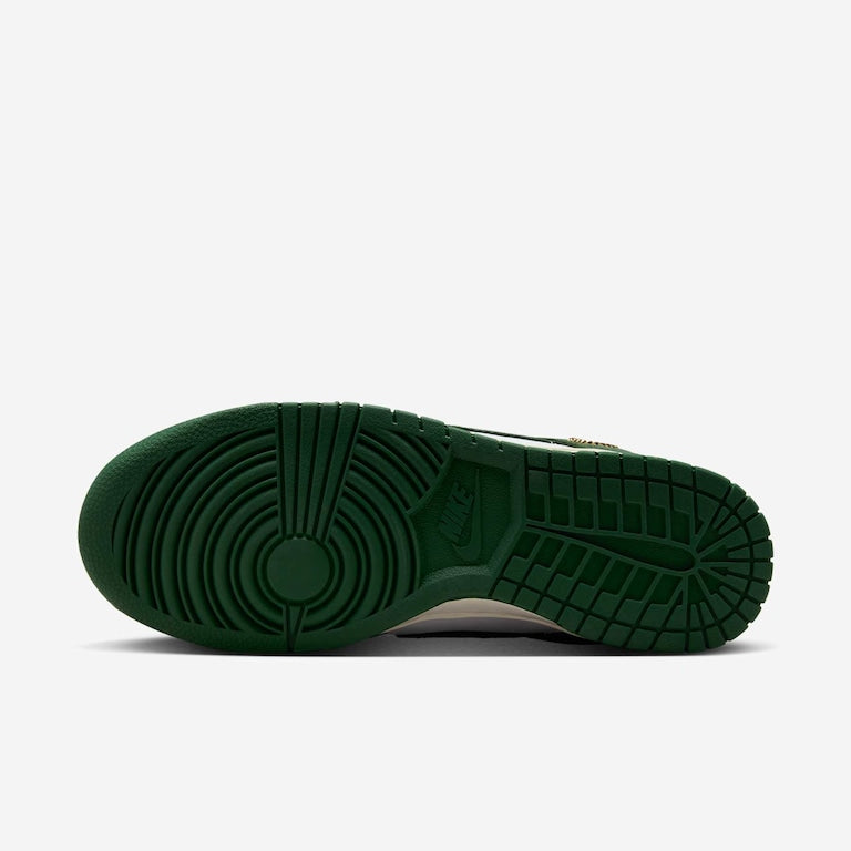 Tênis Nike Dunk Low Feminino
