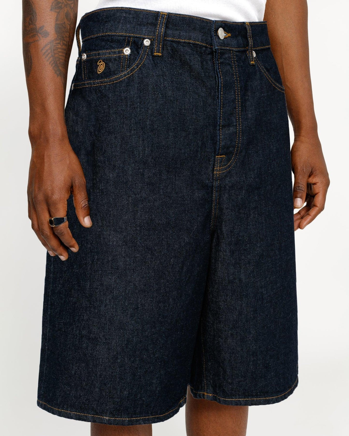 BIG OL' SHORT DENIM - Four Street