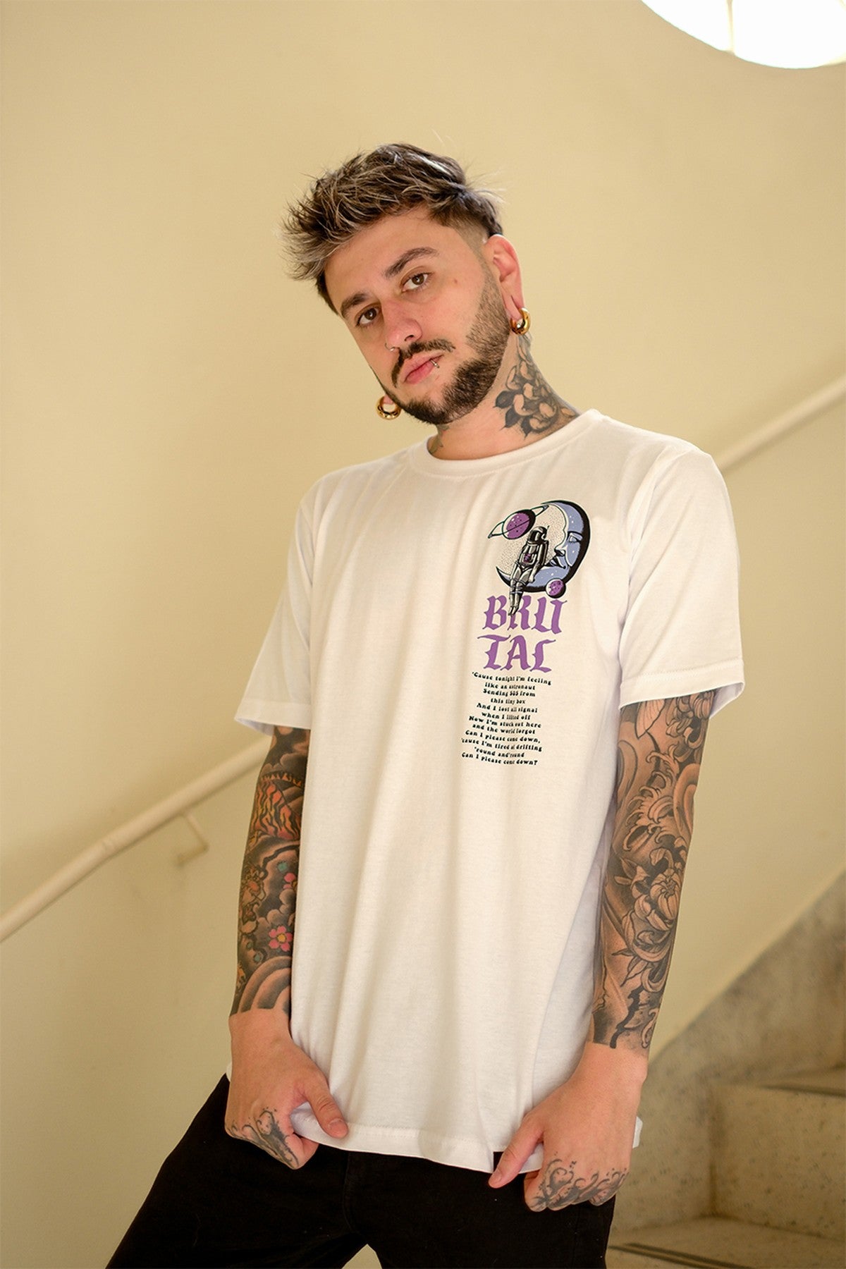 Camiseta - SOS