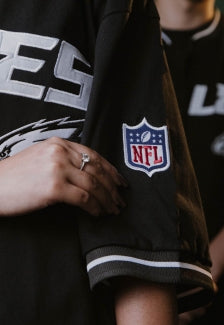 Camisa Baseball Eagles Logo Prison x NFL Preta