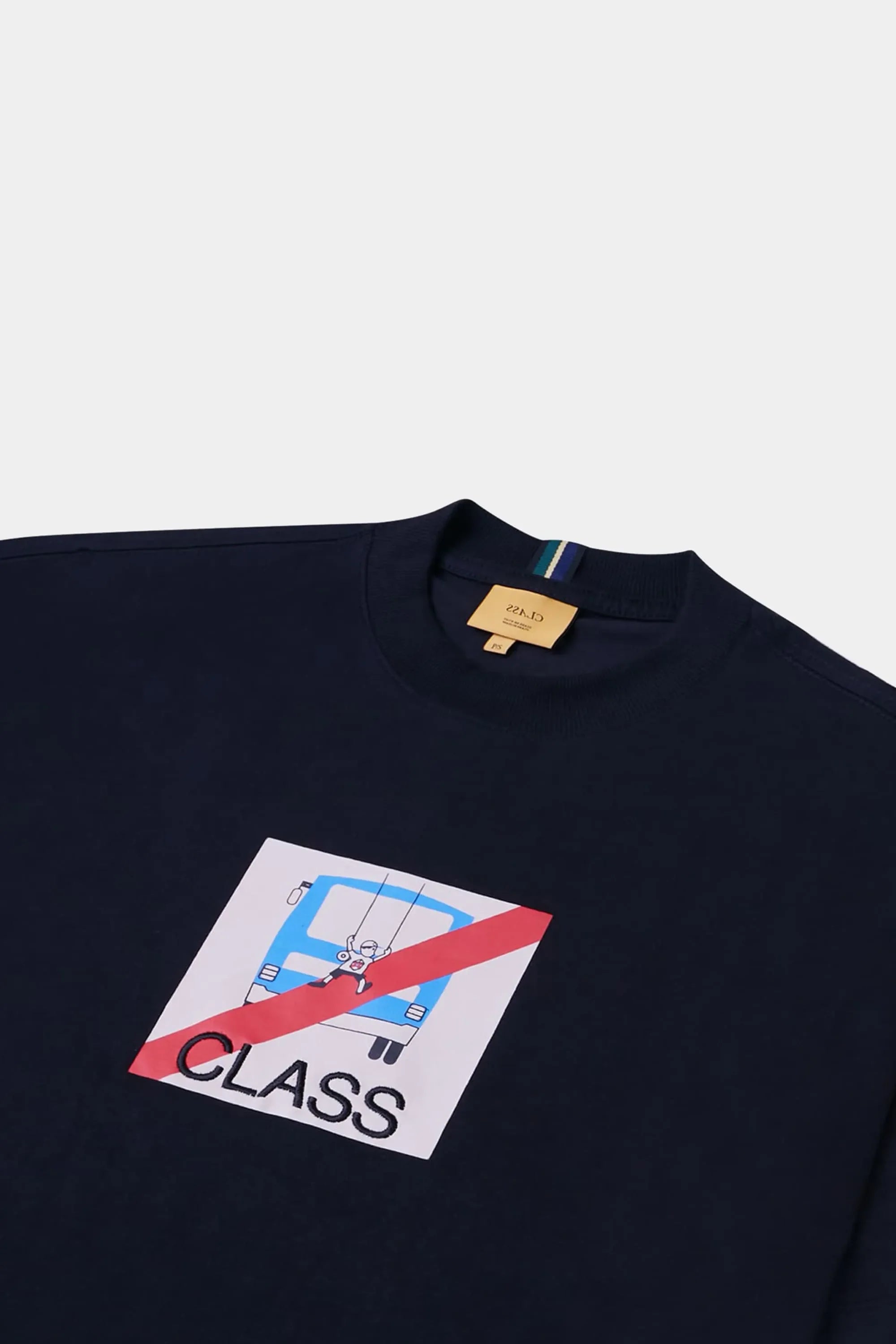 Camiseta Class Trolebus (Black) - Four Street
