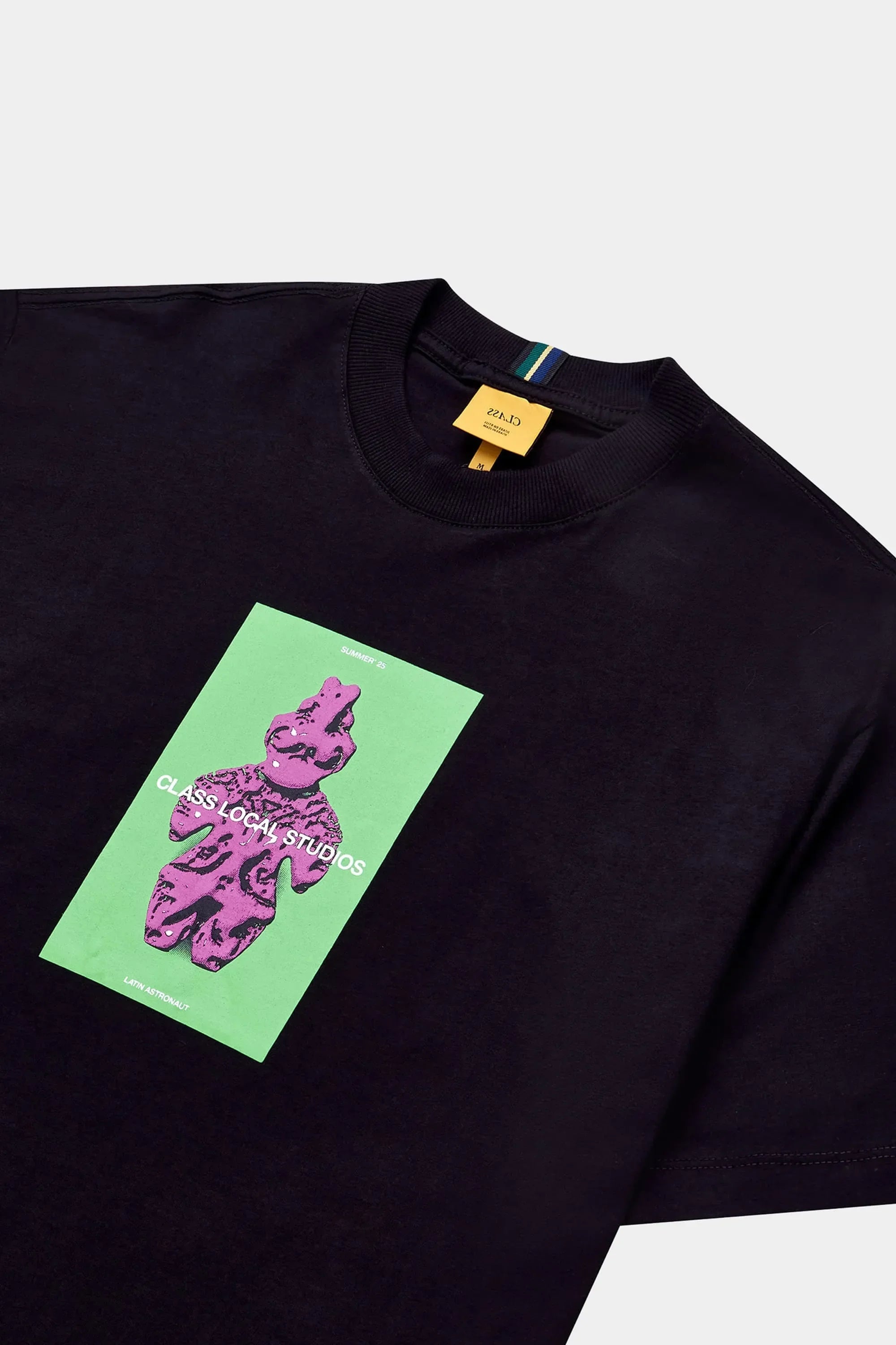 Camiseta Class Latin Astronaut (Black) - Four Street