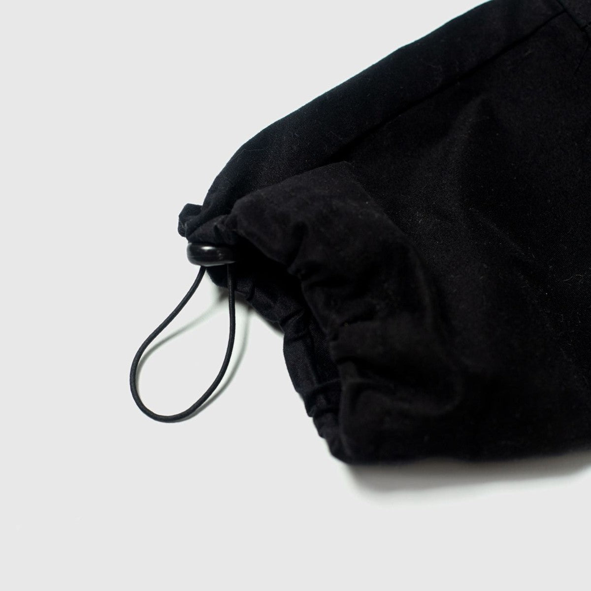 Calça Bolso Removível Preta
