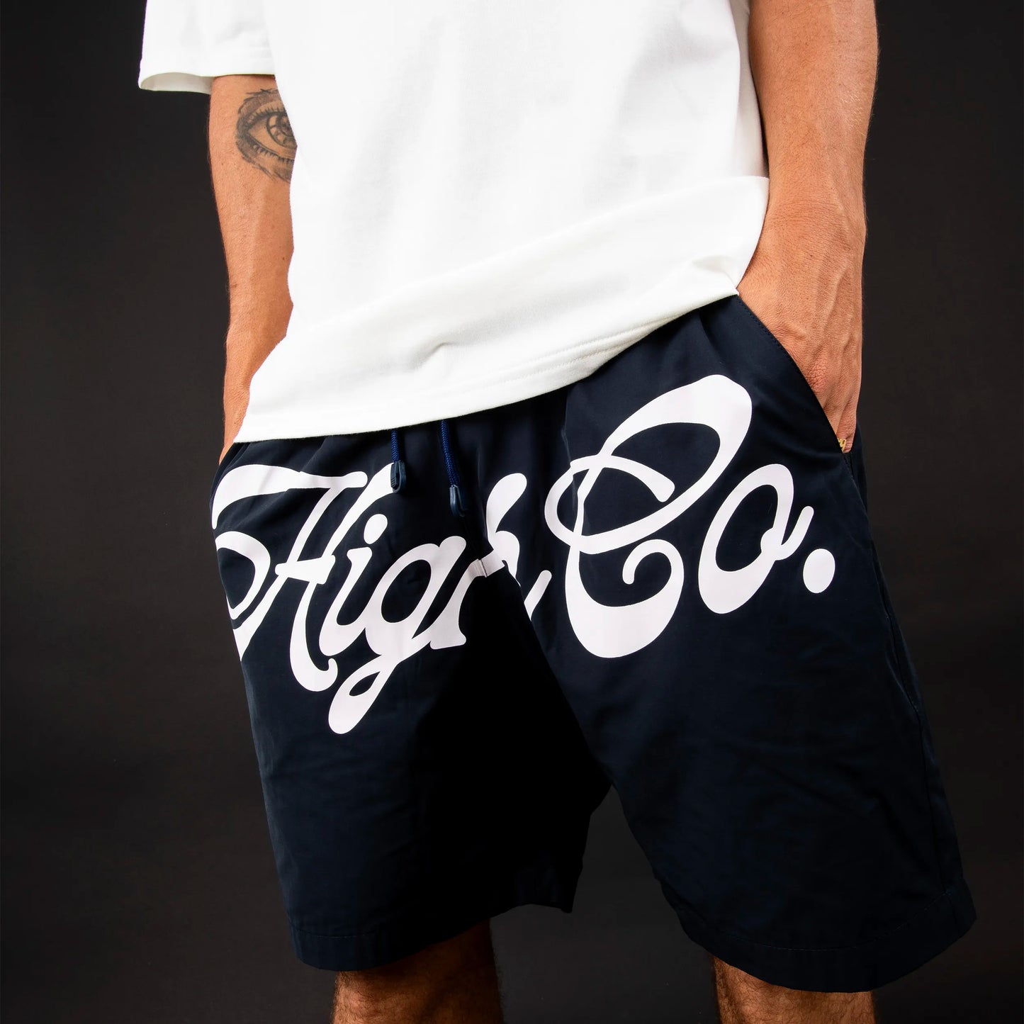 Shorts Script Navy
