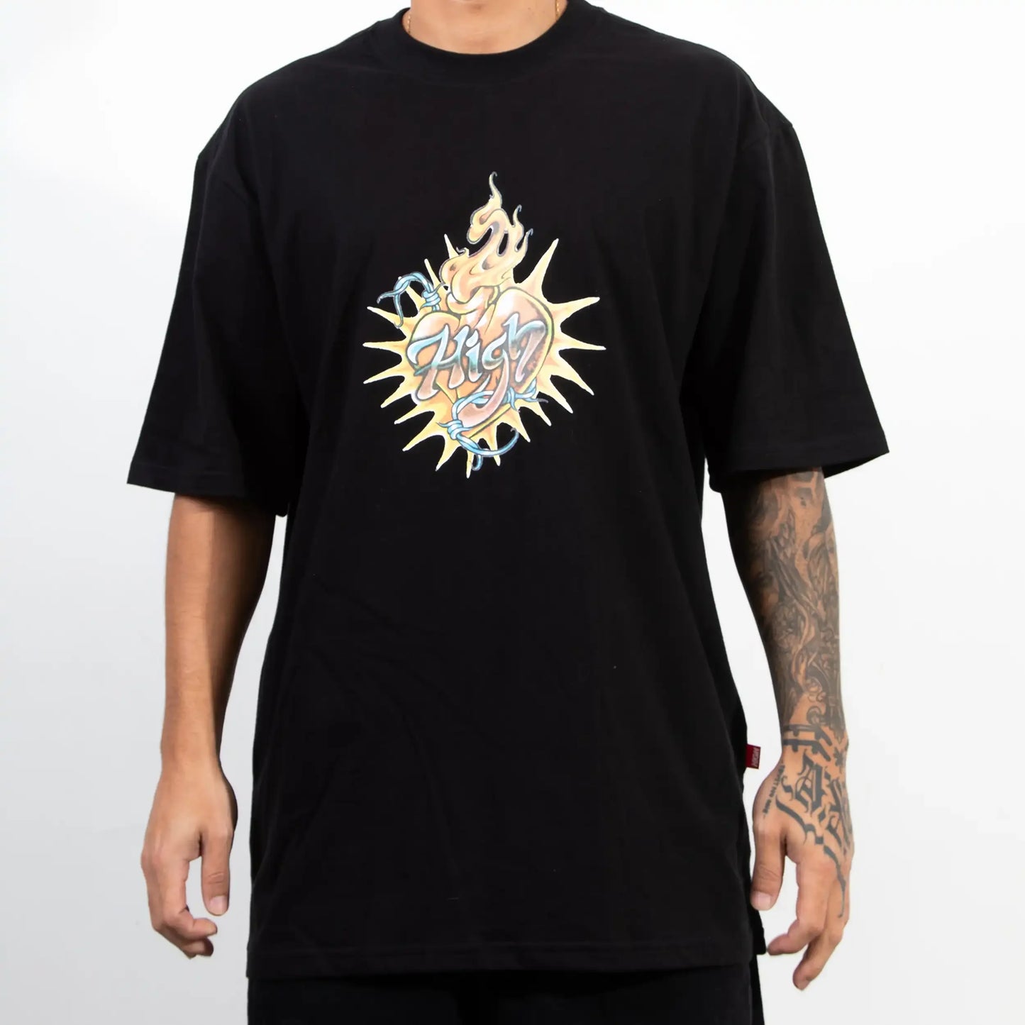 Tee Sacred Black - Four Street