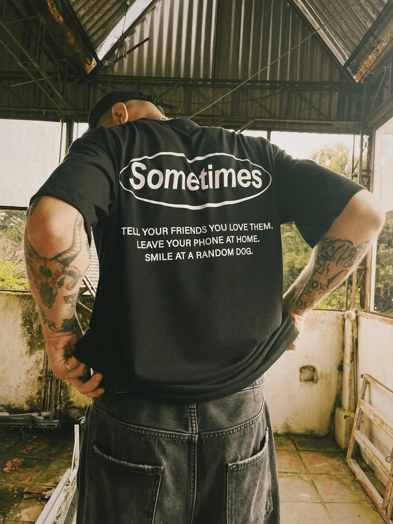 Camiseta Leave Your Phone - Four Street