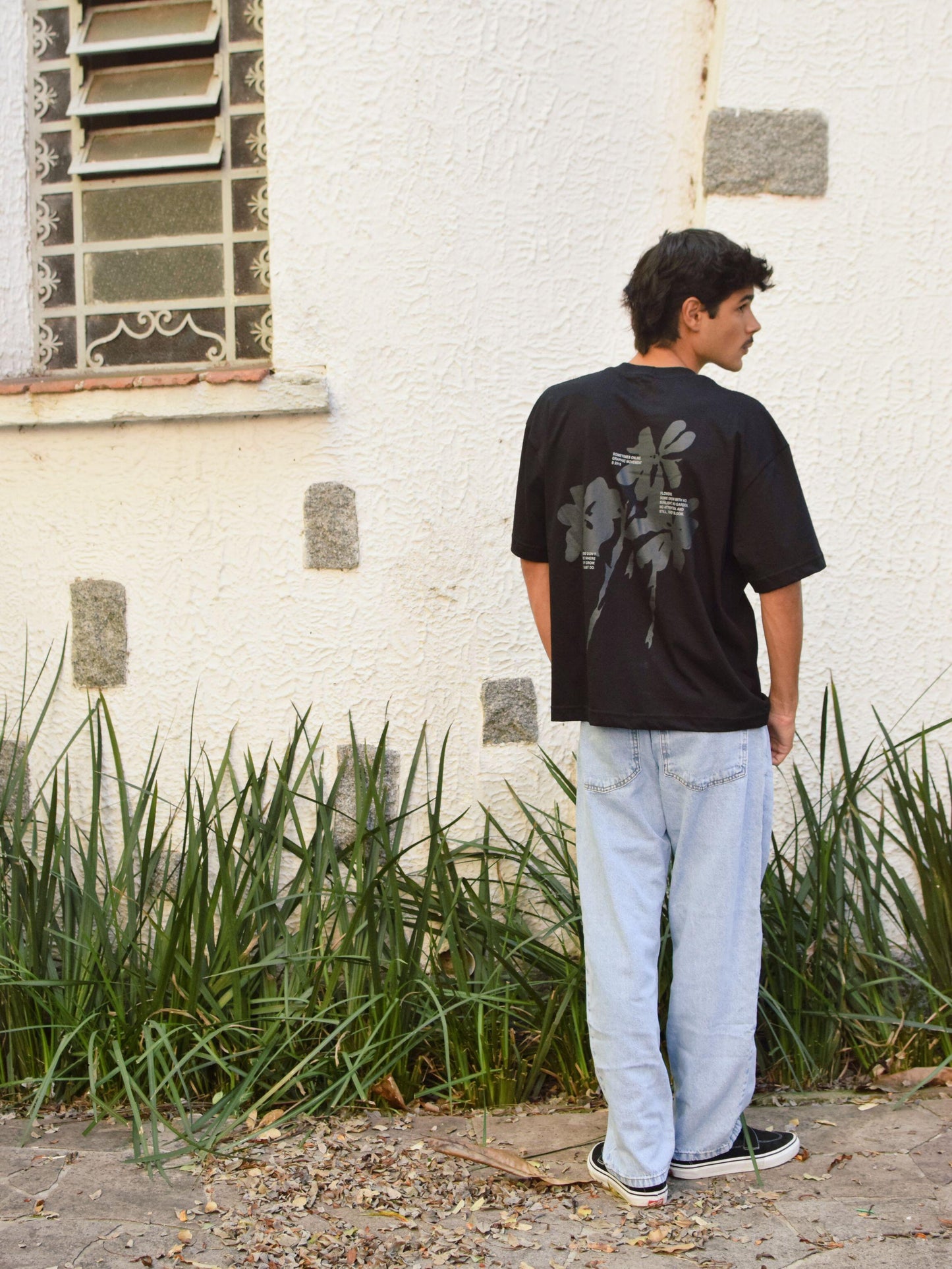 Camiseta Boxy Flowers