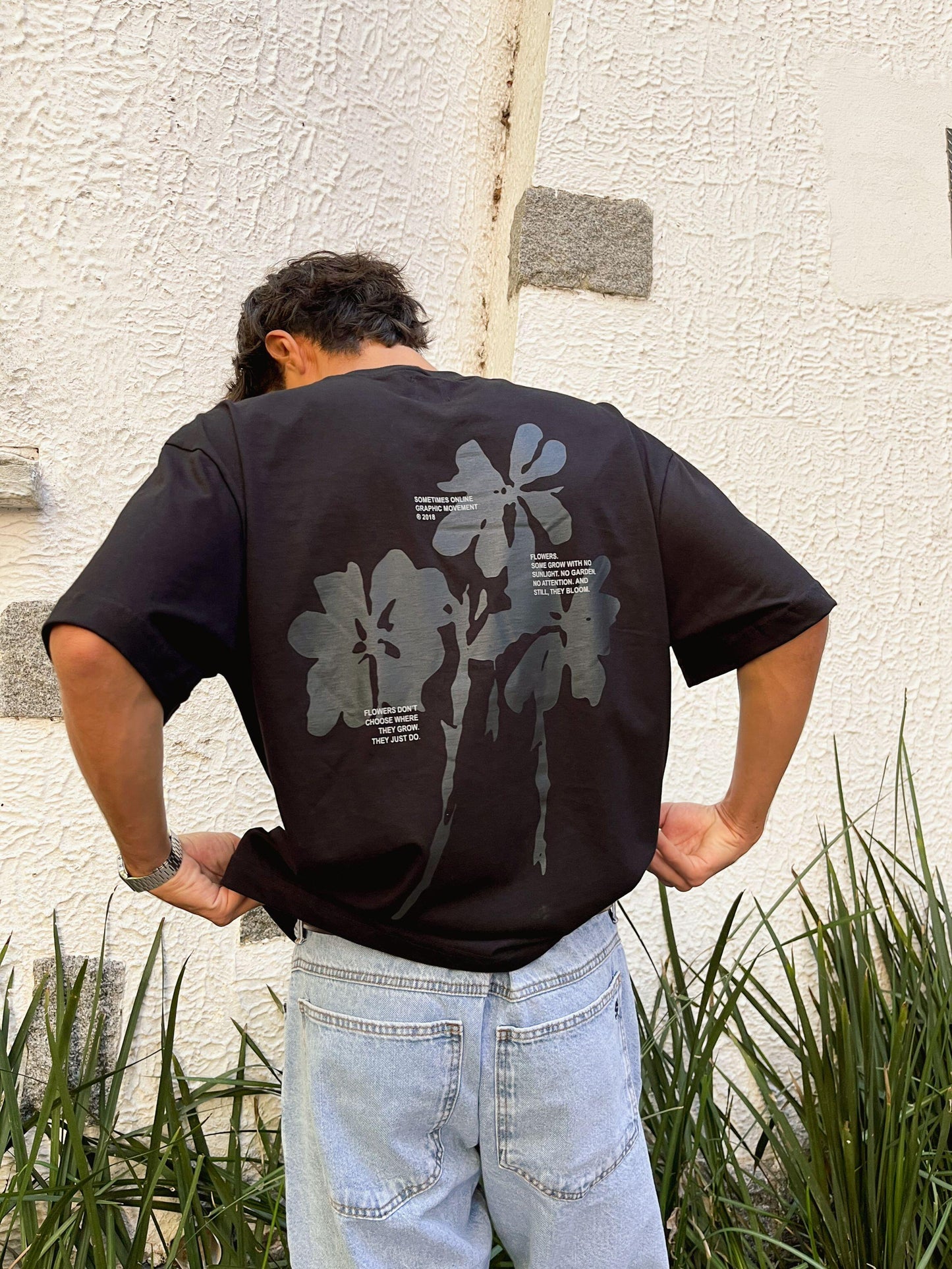 Camiseta Boxy Flowers