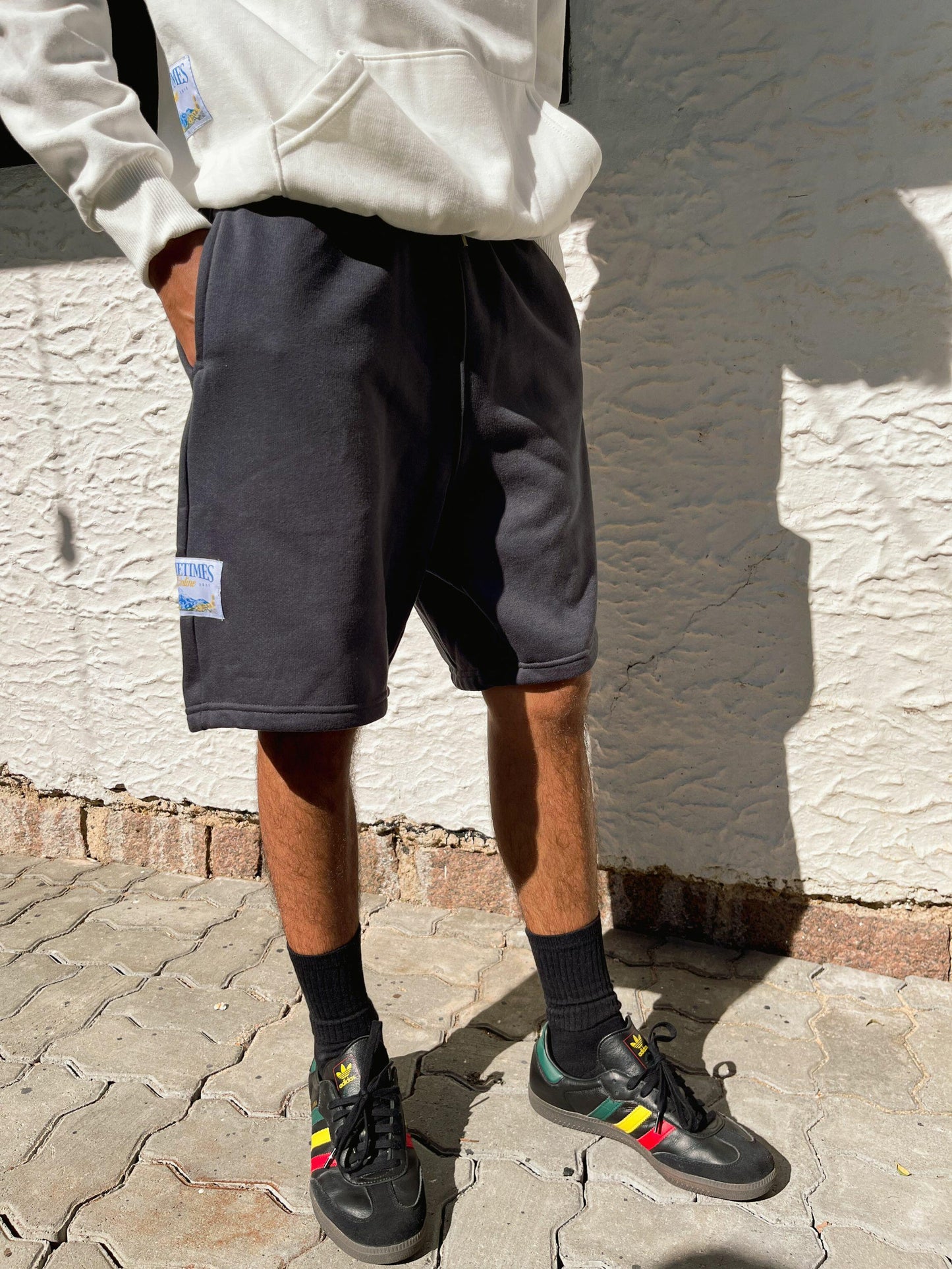 Short Moletom Chumbo