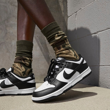 Tênis Nike Dunk Low Panda Feminino