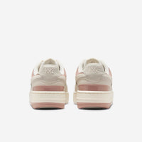 Tênis Nike Gamma Force Feminino