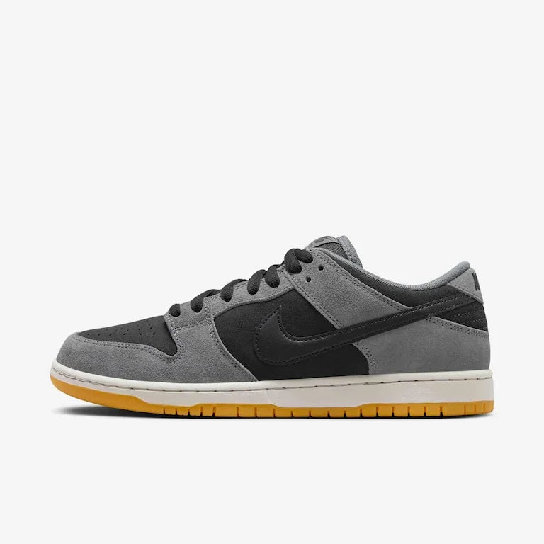 SB Dunk Low Pro - Four Street