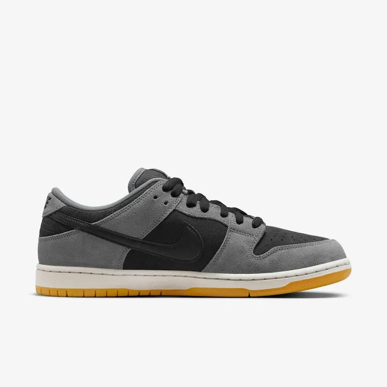 SB Dunk Low Pro - Four Street