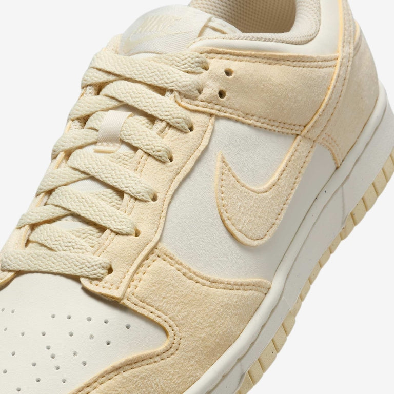 Women's Dunk Low