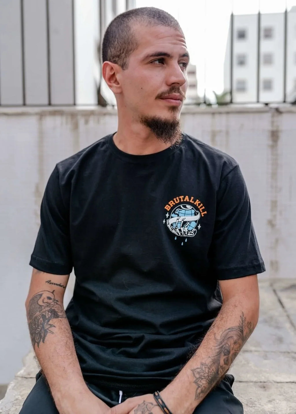 Camiseta Tradicional - Steel Globe - Four Street