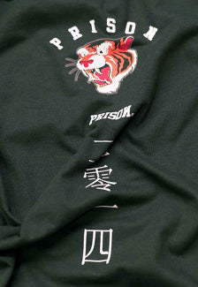 Camiseta Streetwear Prison Tiger Verde Musgo