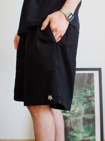 Short Cotelê Preto