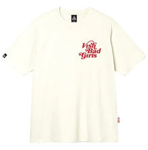 Carregar imagem no visualizador da galeria, CAMISETA BAD VISH GIRLS OFF-WHITE

