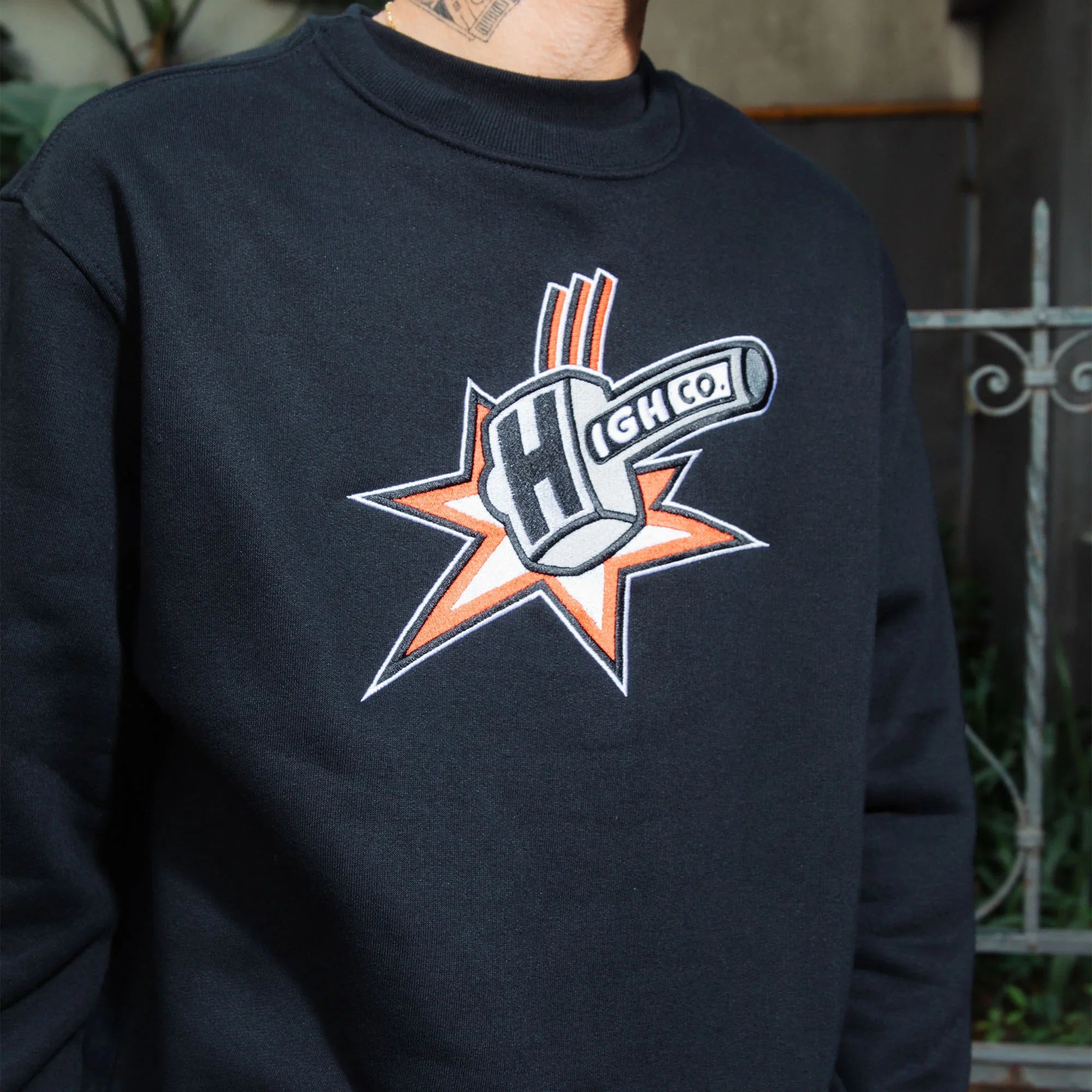 Crewneck Hammer Black - Four Street
