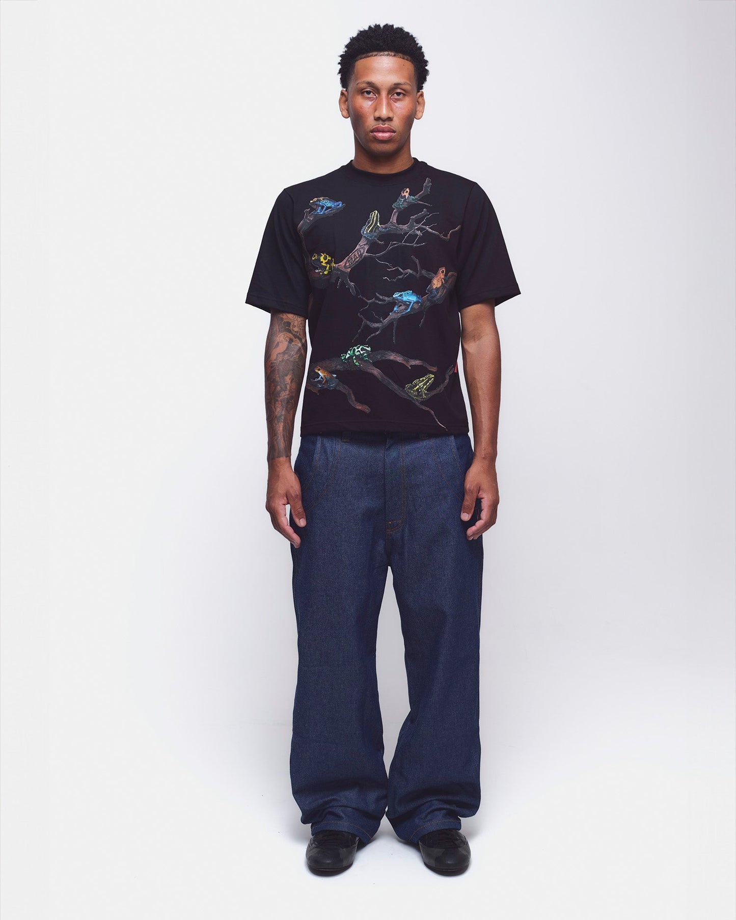 CALÇA JEANS RASGO DENTE DE SABRE
