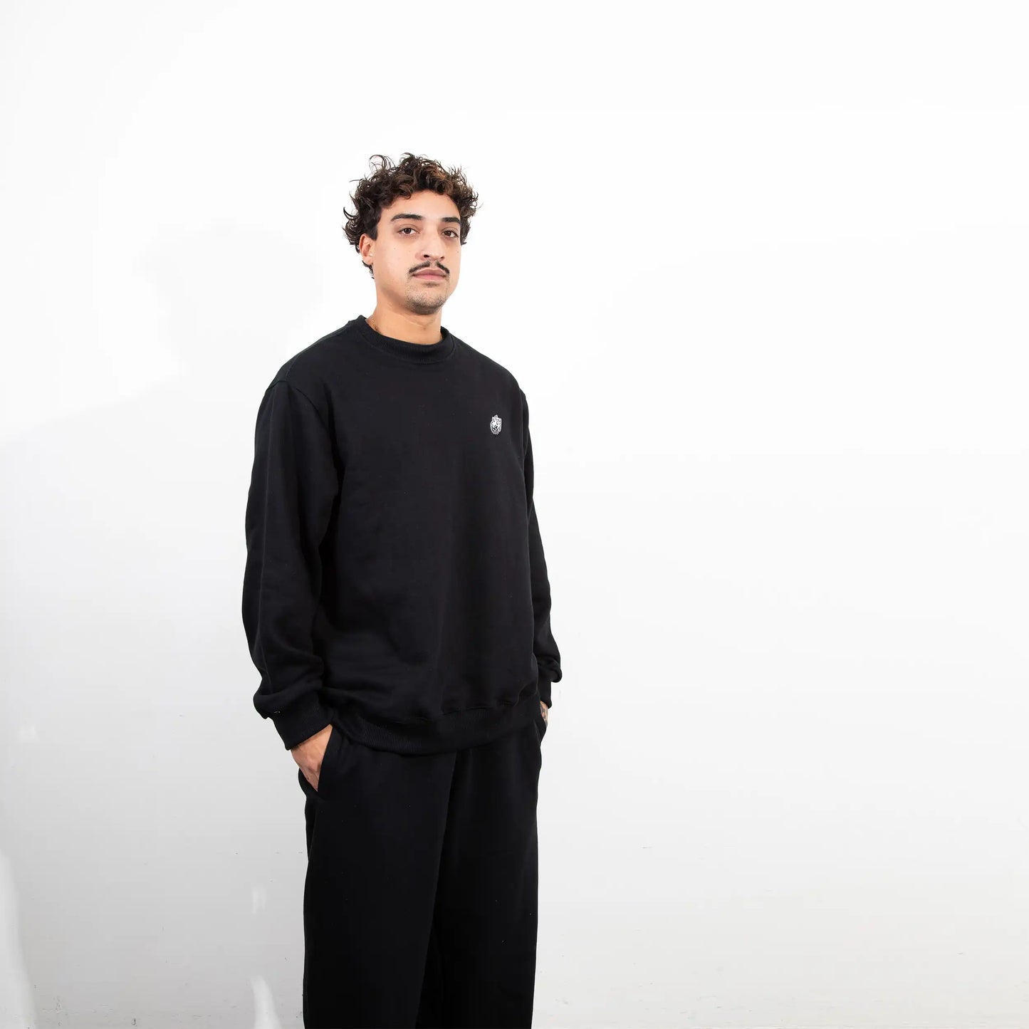 Crewnewck Freddy Black