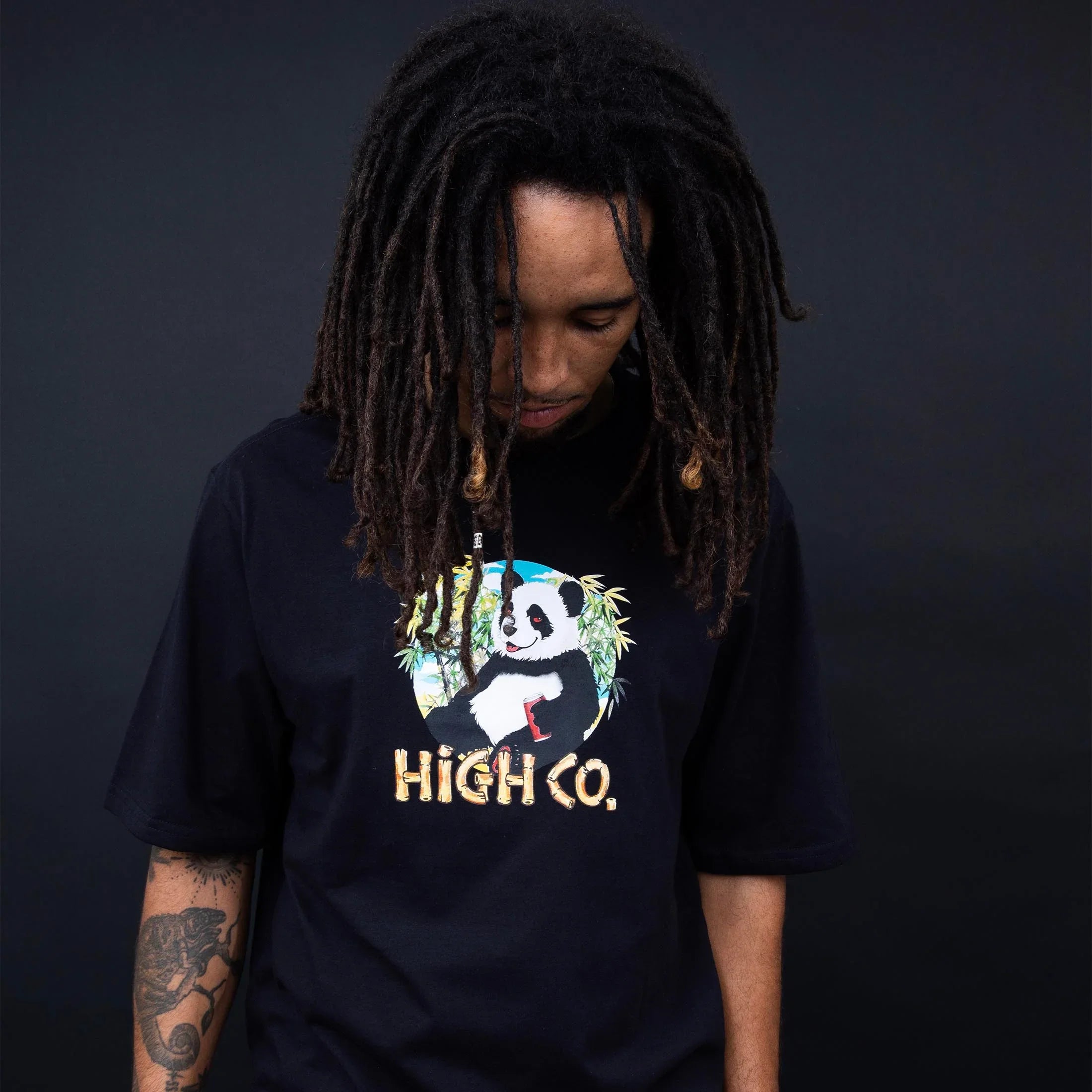 Tee Panda Black - Four Street