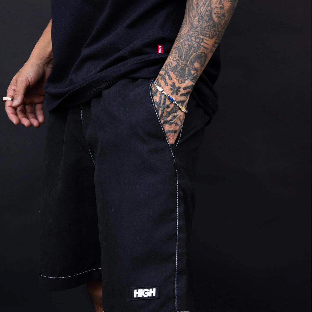Shorts Colored Black - Four Street