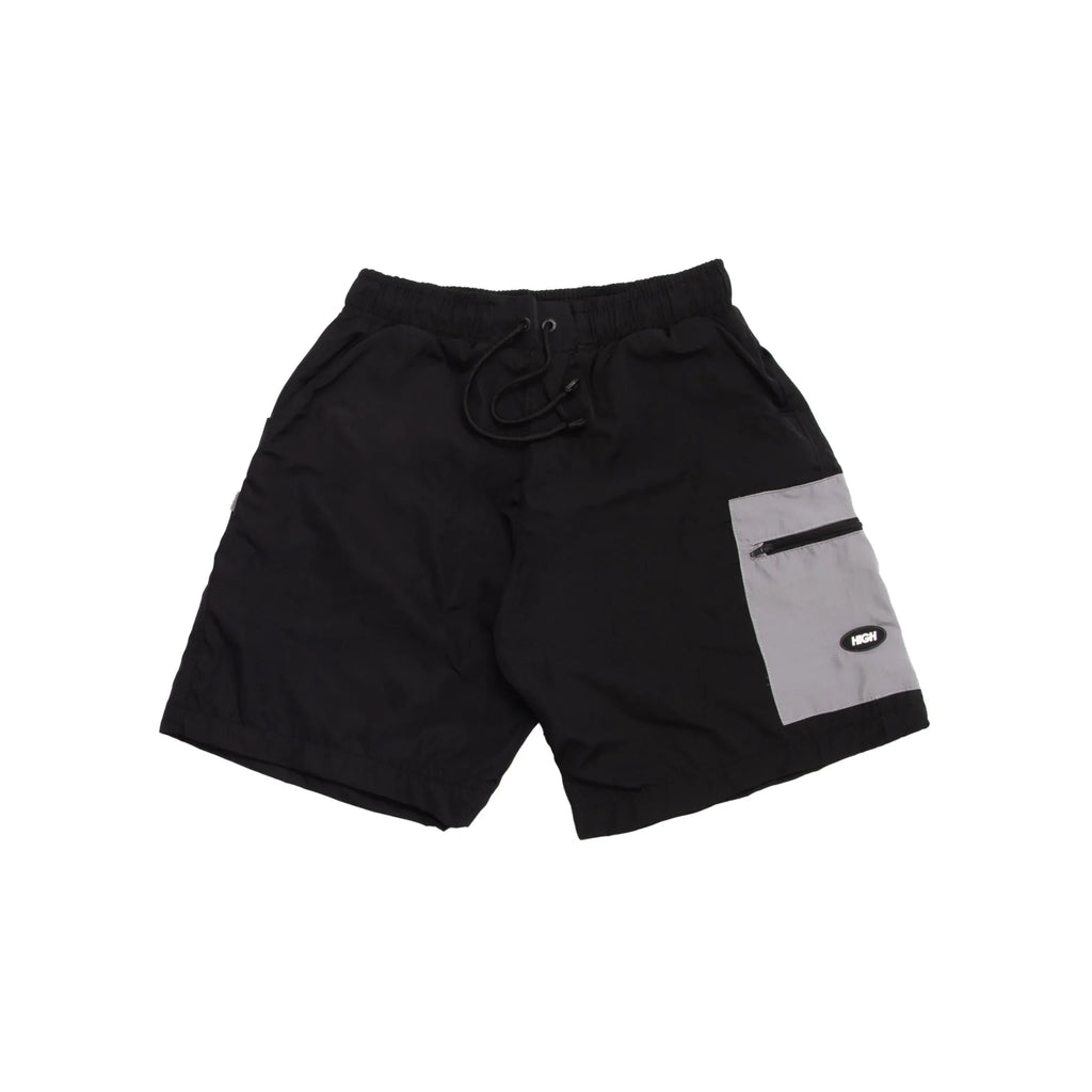 Essential Shorts Black - Four Street