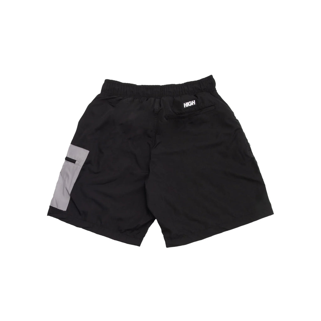 Essential Shorts Black - Four Street
