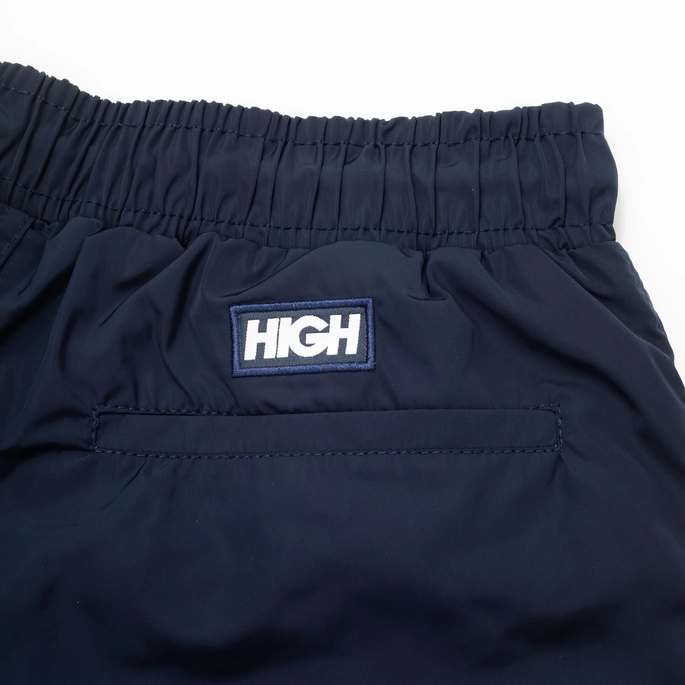 Essential Shorts Navy - Four Street