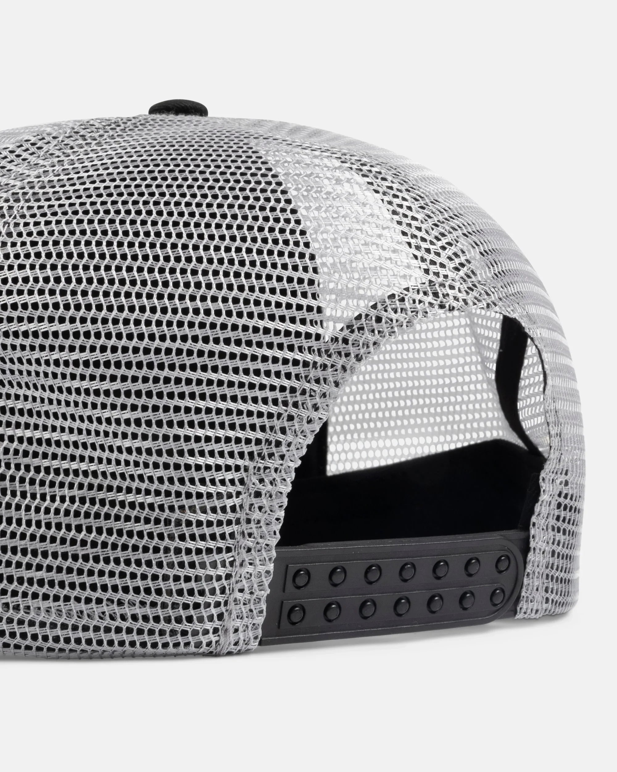 MAG LOGO - TRUCKER - BLACK / GREY - Four Street