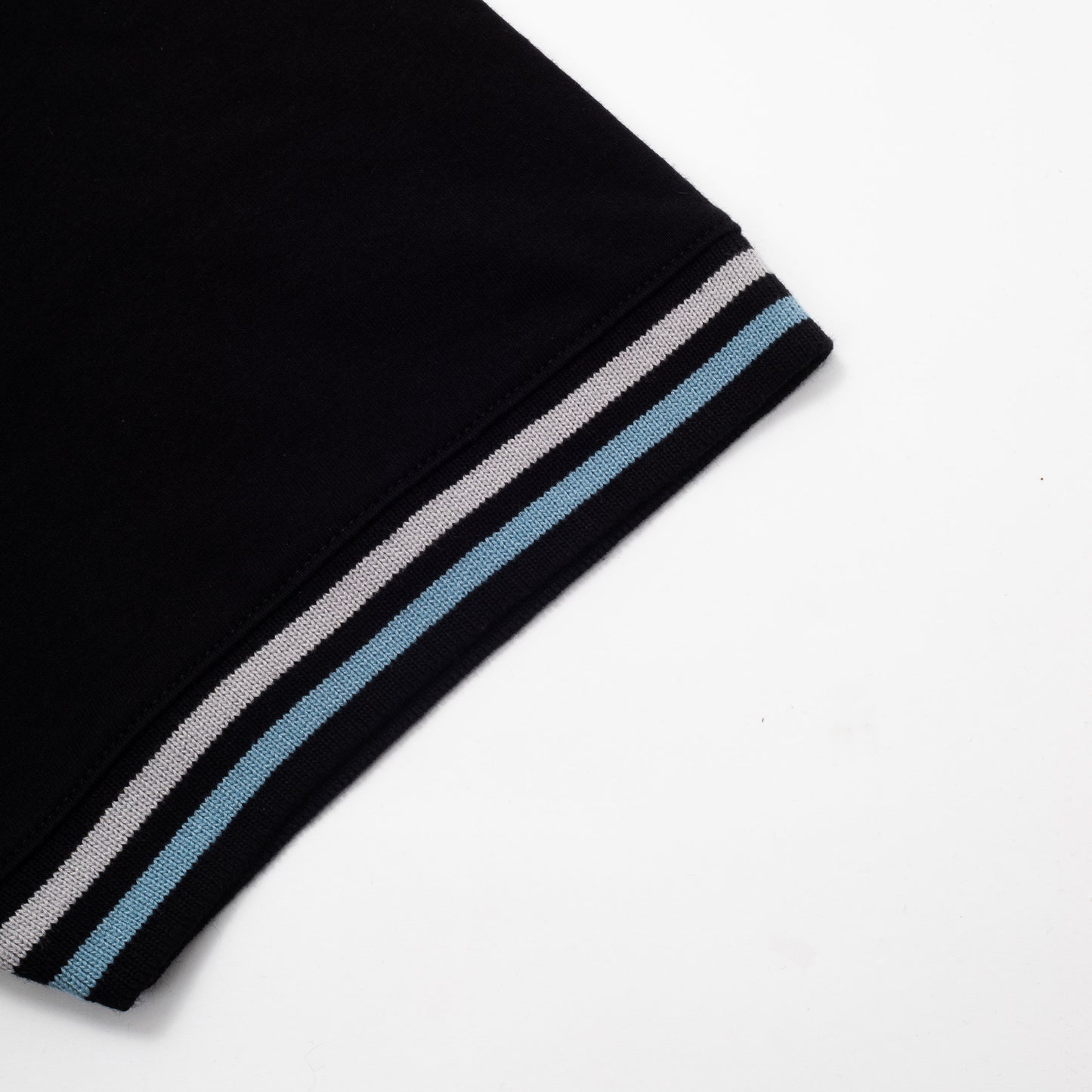 Tee Classy Black