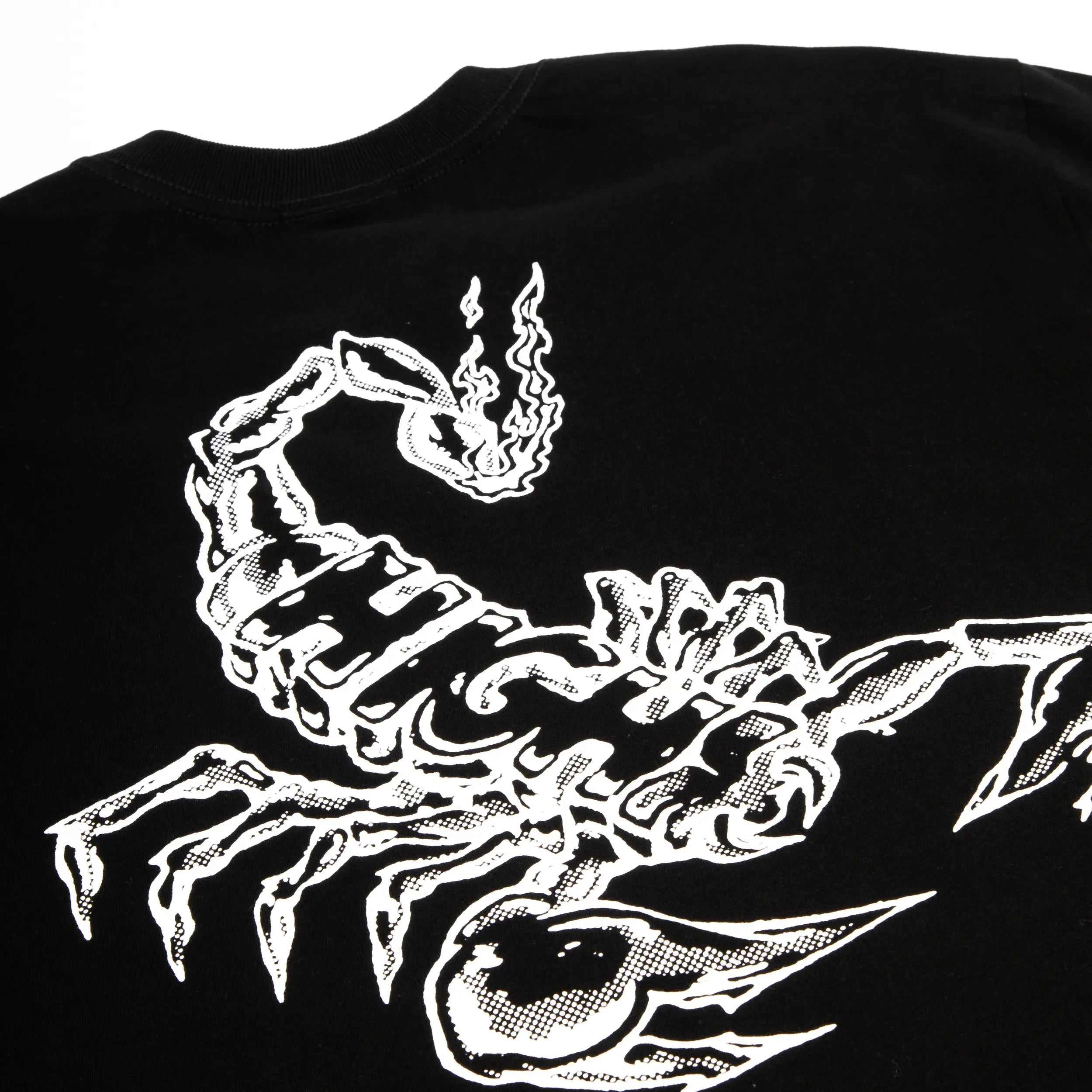 Tee Scorpion Black - Four Street
