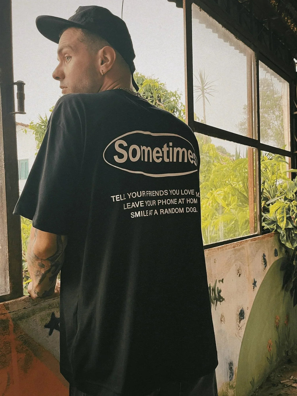 Camiseta Leave Your Phone - Four Street