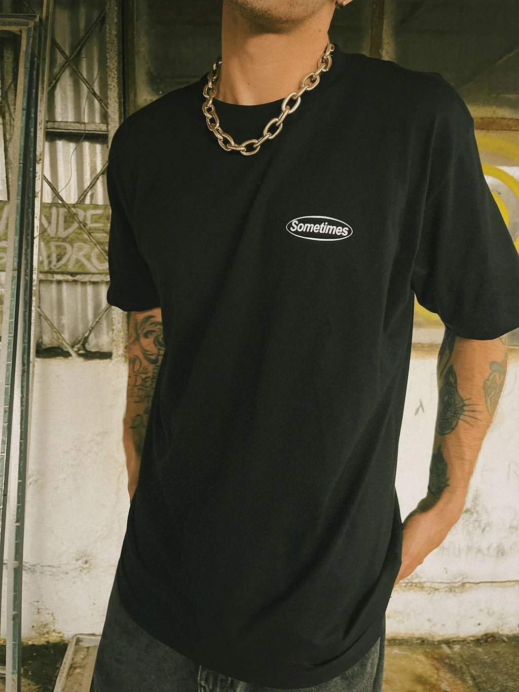 Camiseta Leave Your Phone - Four Street