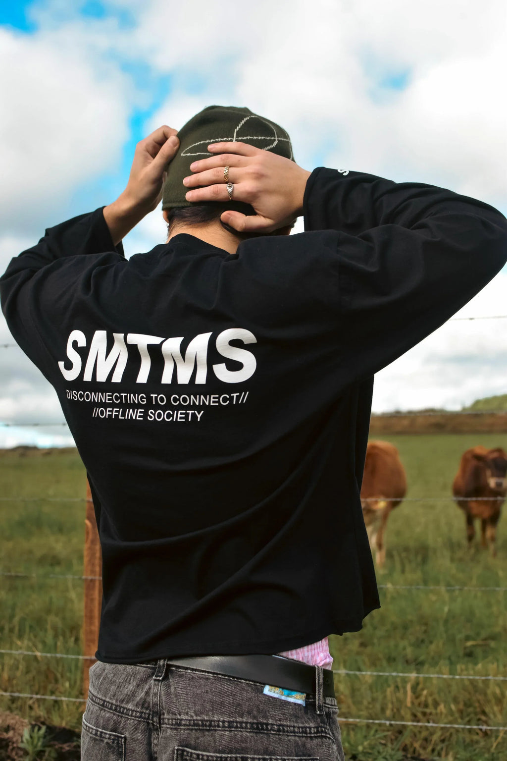 Camiseta Manga Longa SMTMS Preta - Four Street