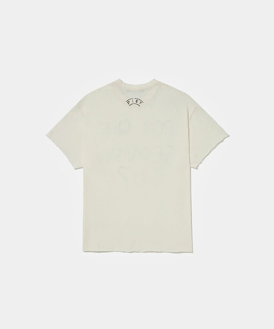 Por que sempre eu? Raw Edge T-shirt Bone White - Four Street