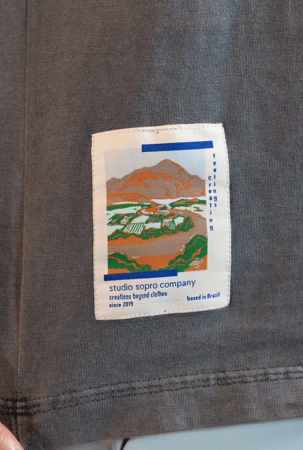 Camiseta Over Cinza Estonado